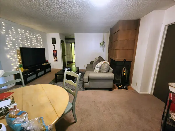 701 W 25th ST #8, Austin, TX 78705