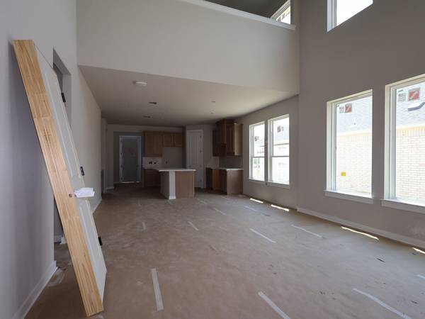 635 Clarissa ST, Buda, TX 78610