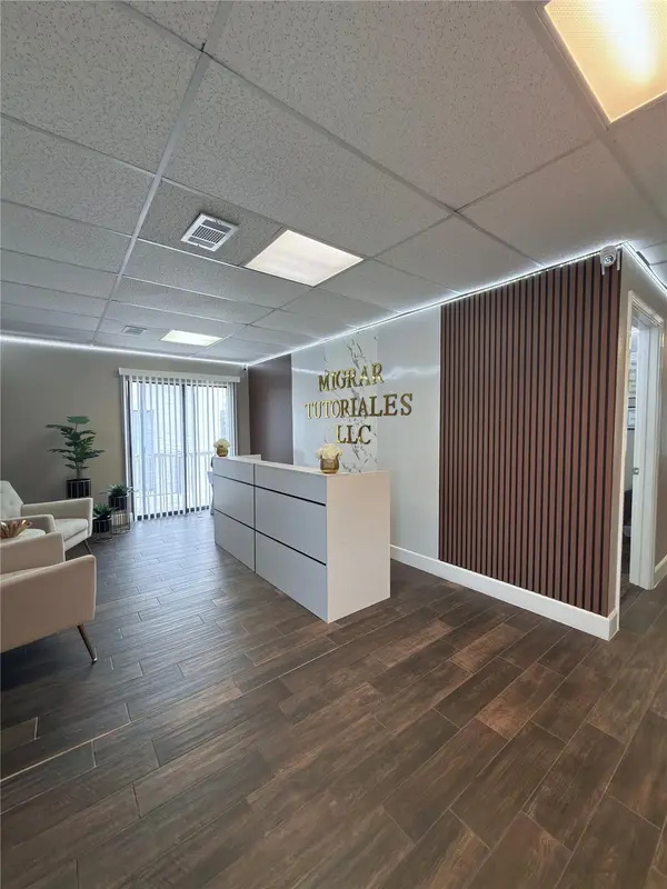 13740 N Research BLVD #8, Austin, TX 78750