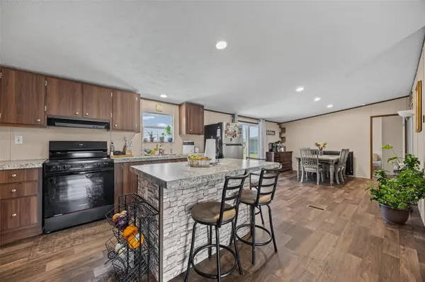 128 Ciervo ST, Cedar Creek, TX 78612