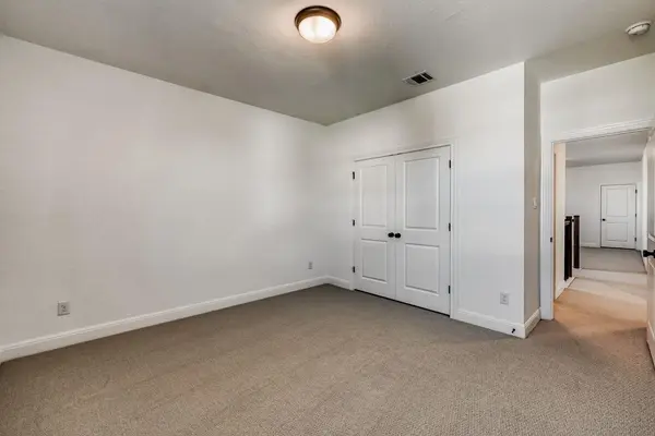 454 Burlington DR, Buda, TX 78610