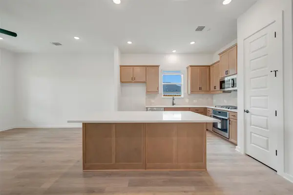 140 Norway Spruce ST, Dripping Springs, TX 78620