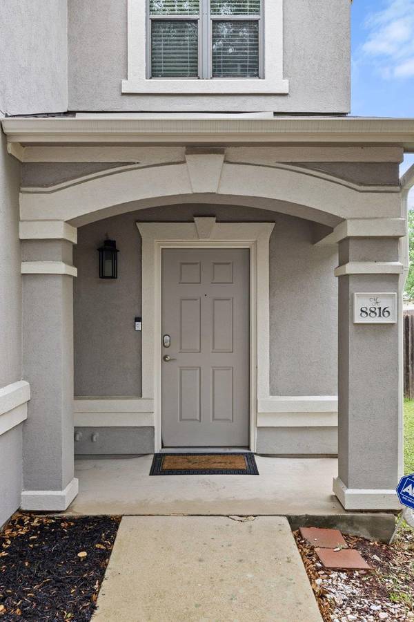 8816 Milton Lease DR, Austin, TX 78747