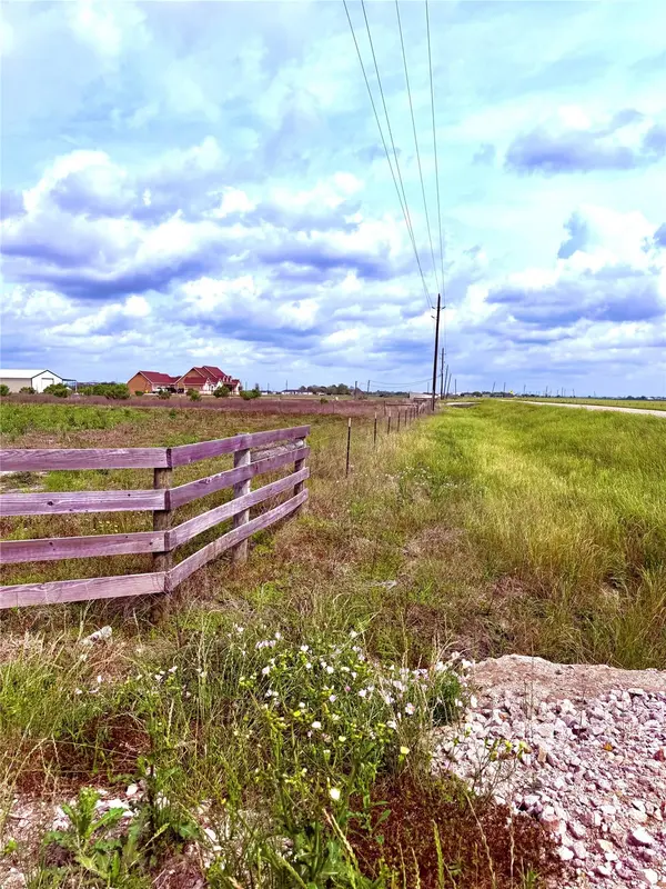 4421 Polak Rd RD, Orchard, TX 77485