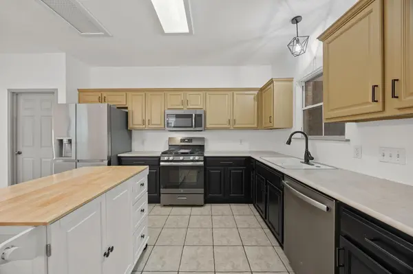 16505 Castletroy DR, Austin, TX 78717