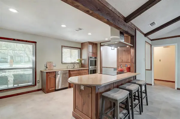 1105 N Riviera CIR, Cedar Park, TX 78613