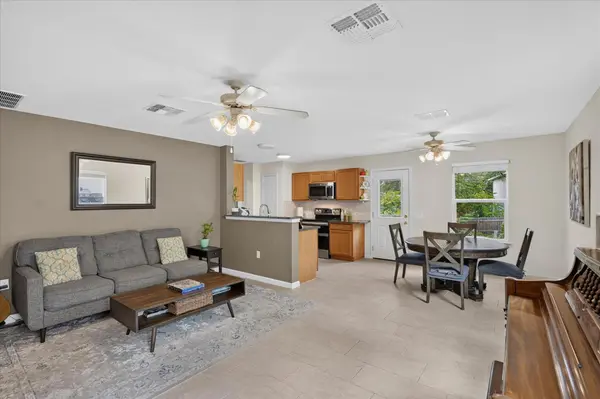 8716 Davis Oaks TRL, Austin, TX 78748
