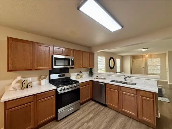 228 Black Forest, Buda, TX 78610