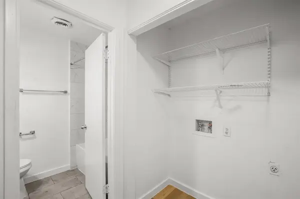 1317 MCKIE CV, Austin, TX 78752