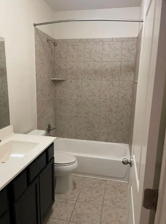2212 Creekside LN #D, Georgetown, TX 78626
