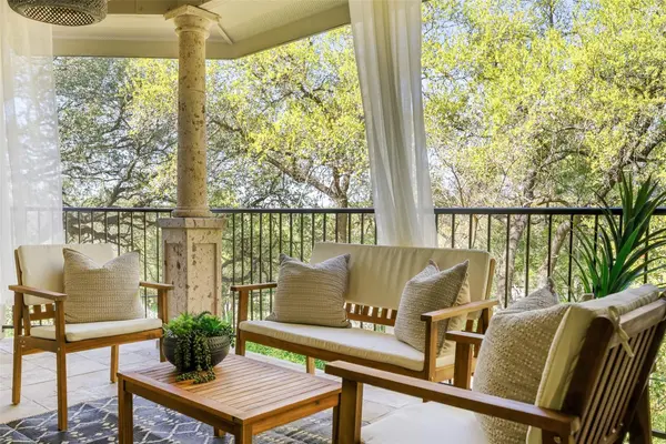 1000 Liberty Park DR #204, Austin, TX 78746