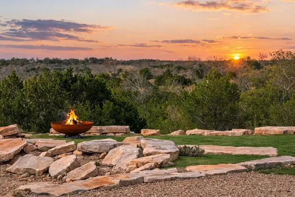 582 Delaware Creek RD, Blanco, TX 78006