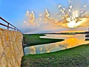 108 River Lakes Lane, Martindale, TX 78655