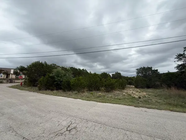 20623 Falcon LN, Lago Vista, TX 78645