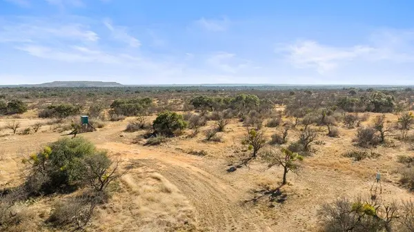 6304-A County Road 110 RD, Llano, TX 78643