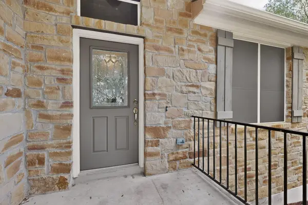 178 Limestone TRL, Austin, TX 78737