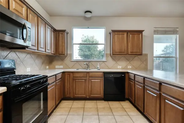 314 Hidden Brook LN, Round Rock, TX 78665