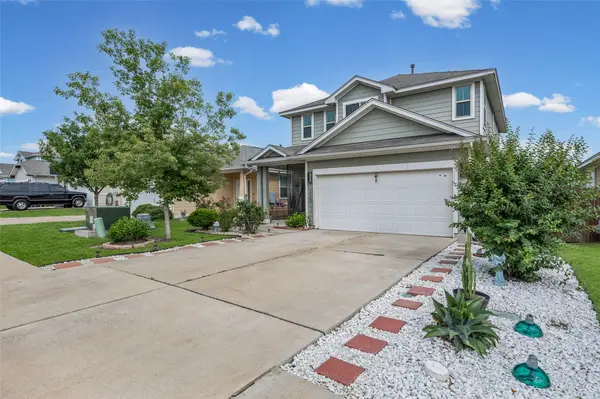 250 Twisted Oaks LN, Buda, TX 78610
