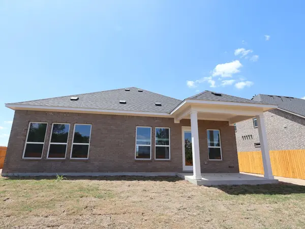 275 Callahan LOOP, Buda, TX 78610