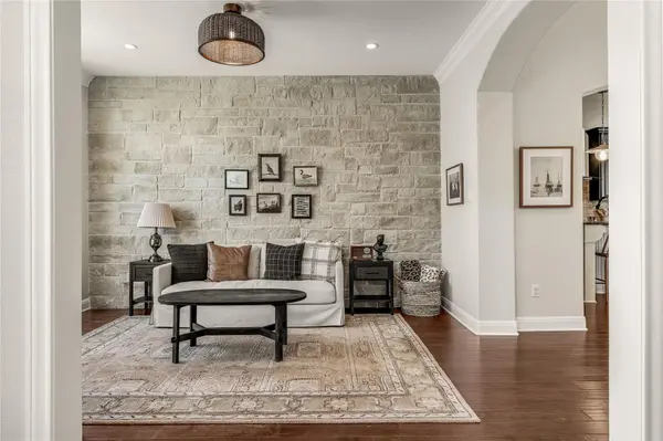 3801 Boone DR, Lago Vista, TX 78645