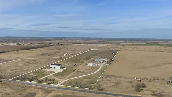 835 E County Road 304, Jarrell, TX 76537