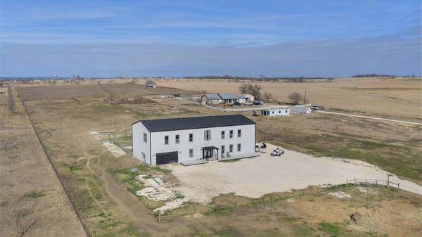 835 E County Road 304, Jarrell, TX 76537