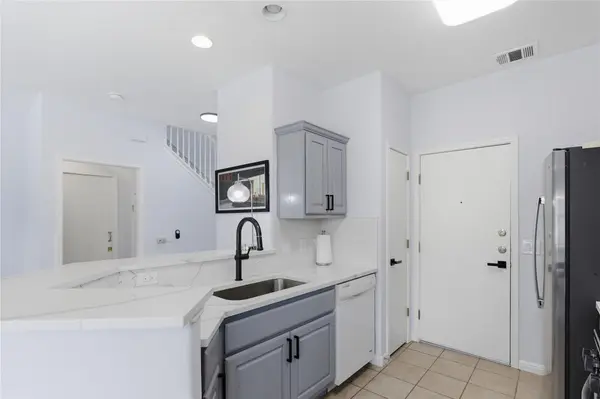 7510 Lazy Creek DR #A, Austin, TX 78724