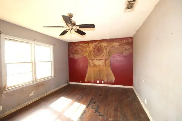 1411 W Main ST, Gatesville, TX 76528
