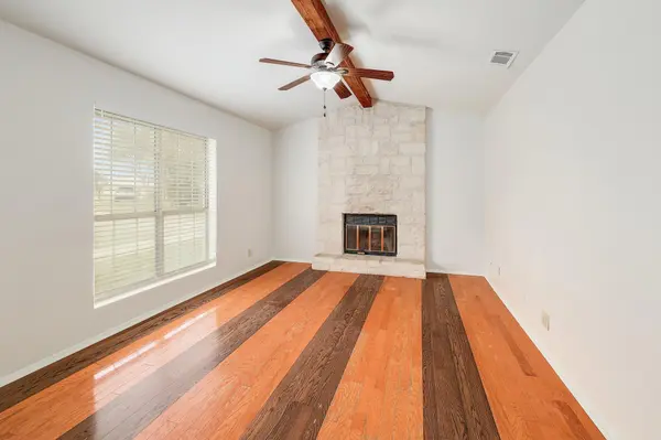 316/318 Highland Estates DR, Round Rock, TX 78664