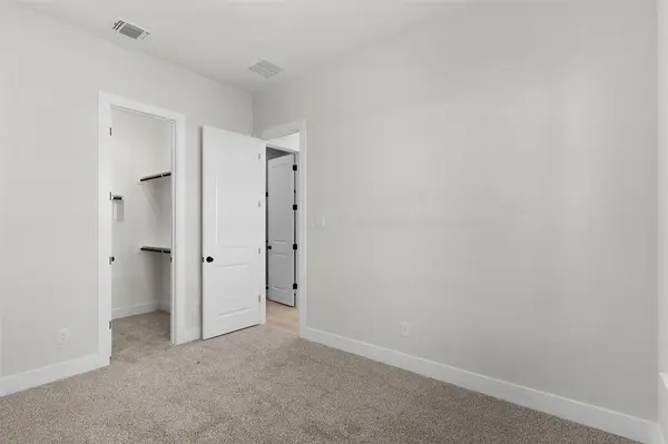 1704 Willow Bean DR, Georgetown, TX 78633