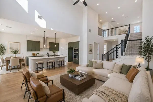 6812 Rounded Pebble LN, Buda, TX 78610