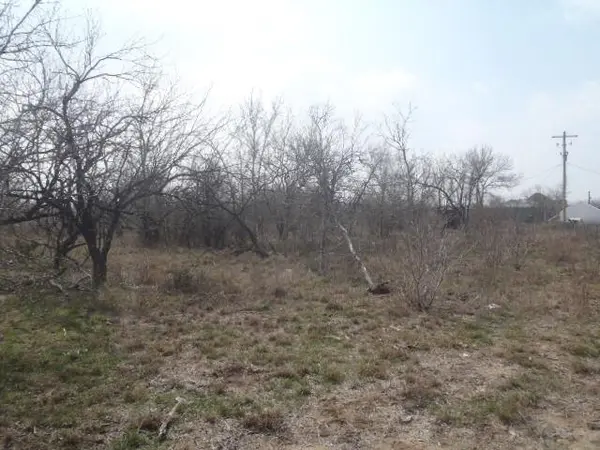 1580 Pooley RD, Kingsbury, TX 78638