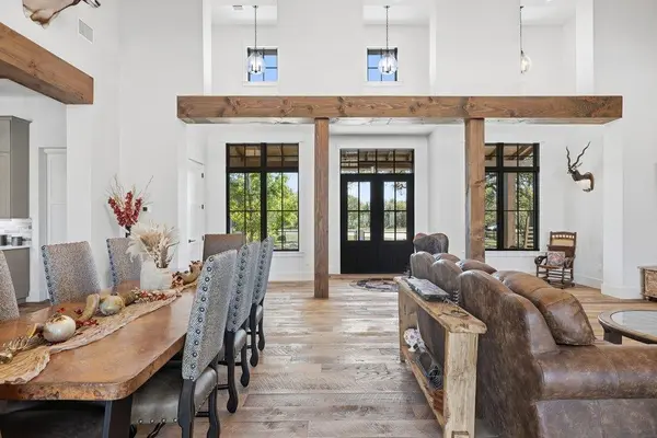 1660 Windmill Run RD, Wimberley, TX 78676