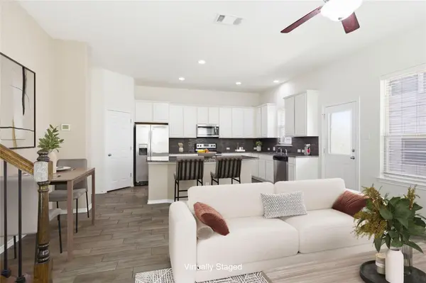 2105 Town Centre DR #39, Round Rock, TX 78664
