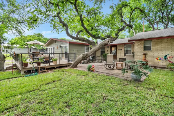 1122 Hill Circle East DR, Granite Shoals, TX 78654