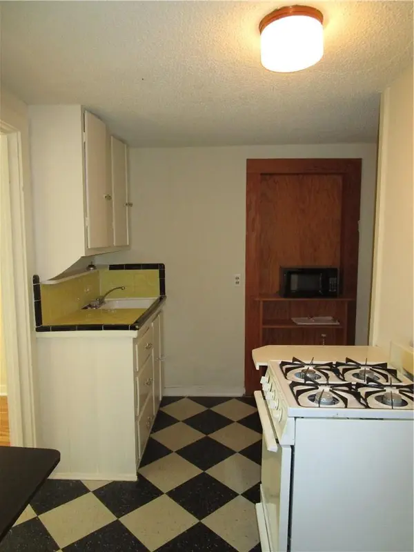 908 W 22nd ST #E, Austin, TX 78705