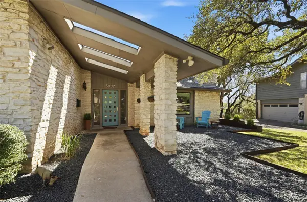 3907 Cresthill DR, Austin, TX 78731