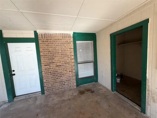 4702 Rocking Chair RD, Austin, TX 78744