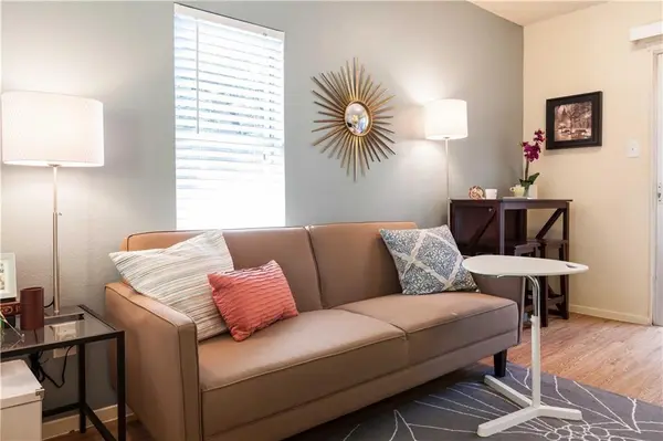 4209 Avenue B Ave #102, Austin, TX 78751