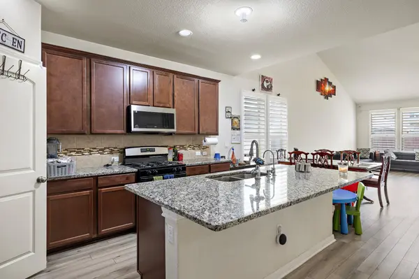9807 Quercia DR, Austin, TX 78717