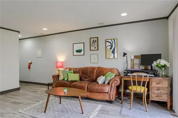 620 S 1st ST #107, Austin, TX 78704