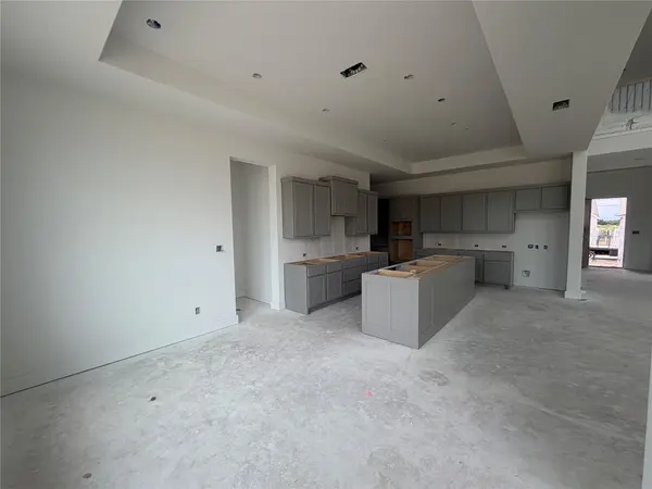 121 Clancy DR, Liberty Hill, TX 78642