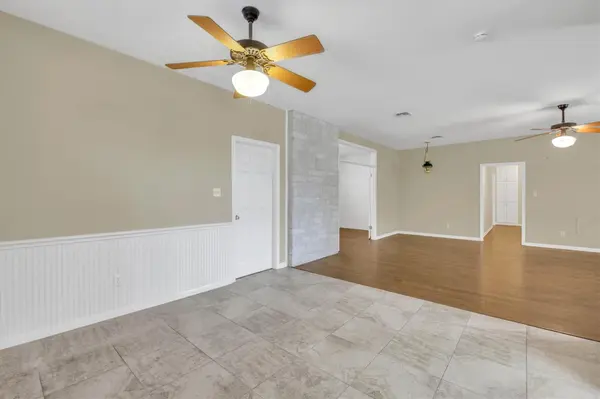 3016 Tradewind DR, Spicewood, TX 78669