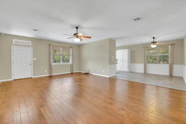 3016 Tradewind DR, Spicewood, TX 78669