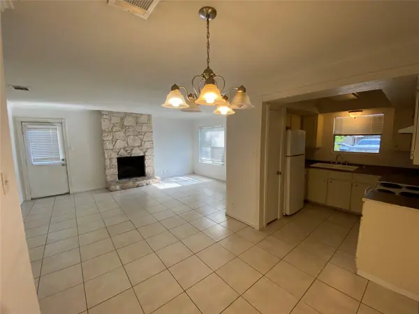 11304 Ptarmigan CV #B, Austin, TX 78758
