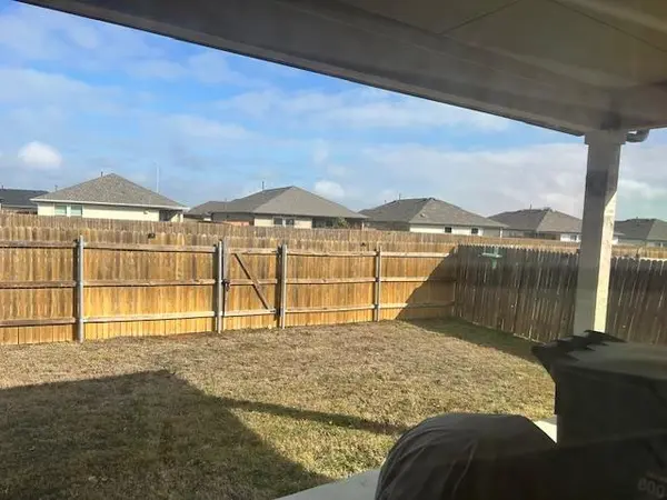 213 Lily Pond TRL, San Marcos, TX 78666