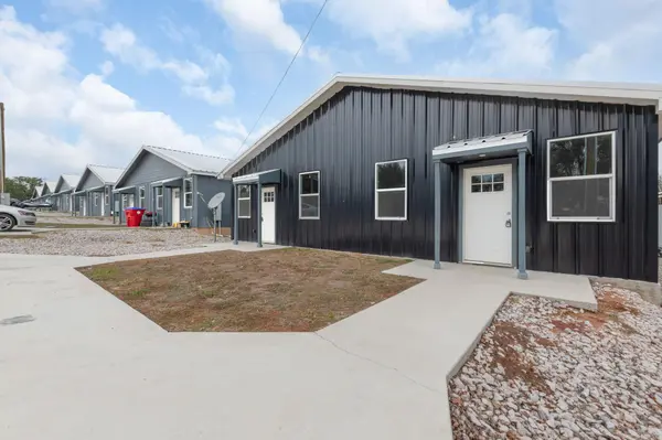 870 Waco ST, Kingsland, TX 78639