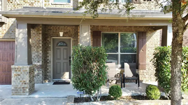 1712 Uhland DR, Leander, TX 78641