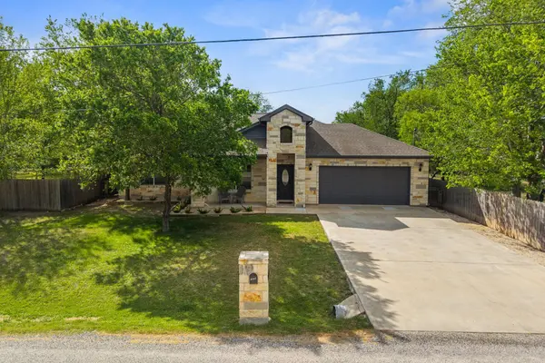 139 Waikakaaua DR, Bastrop, TX 78602