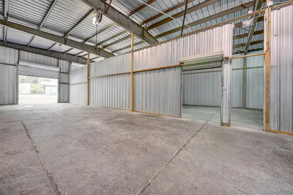 307 E Alamo ST, Brenham, TX 77833